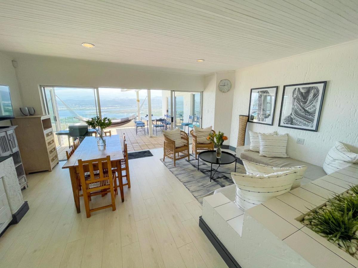 The White House Apartment Knysna Exterior photo