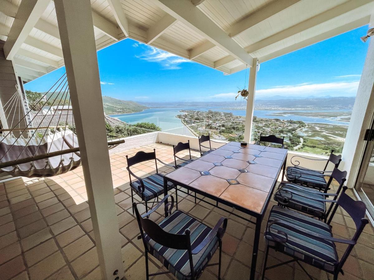 The White House Apartment Knysna Exterior photo