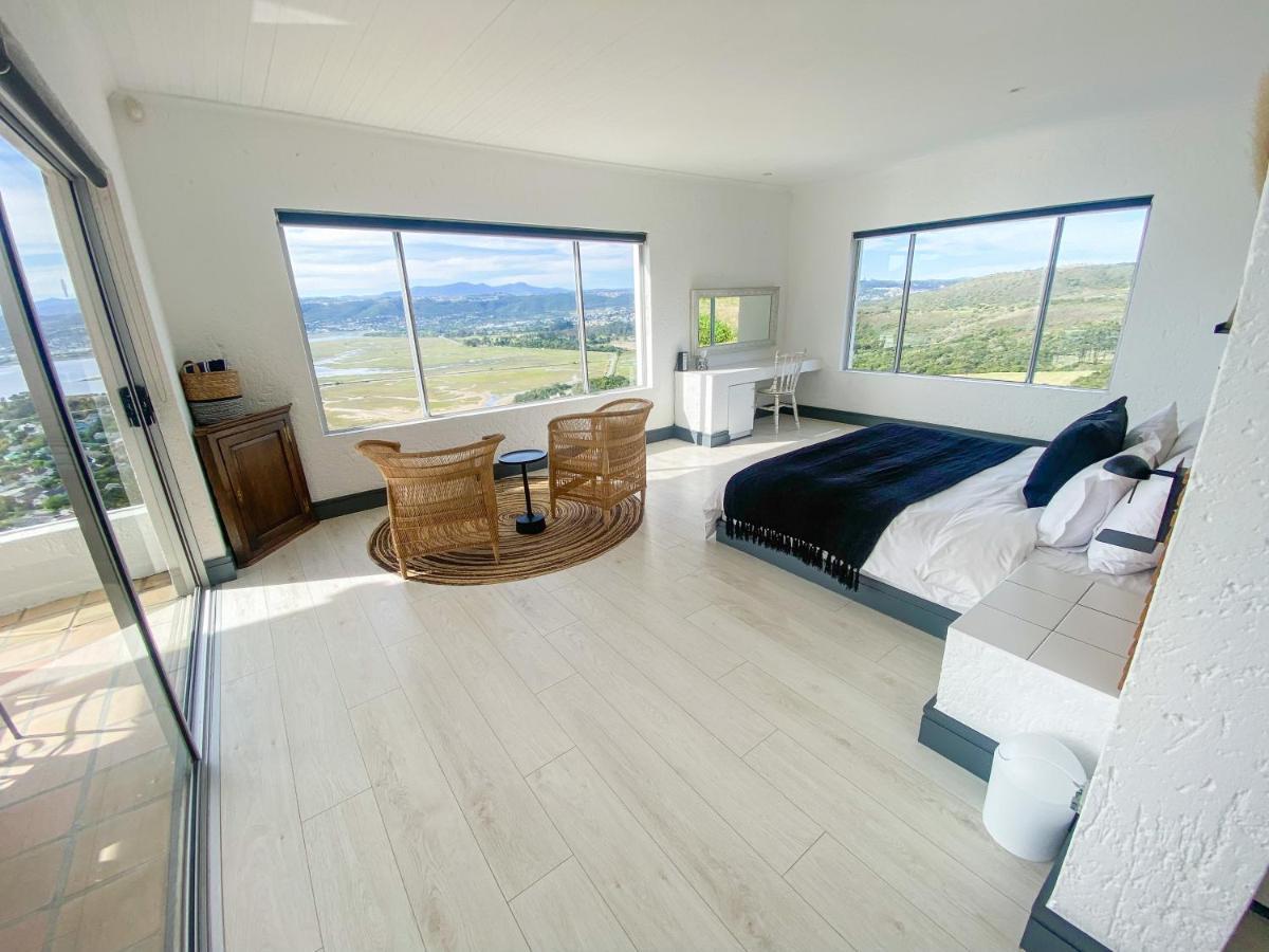 The White House Apartment Knysna Exterior photo